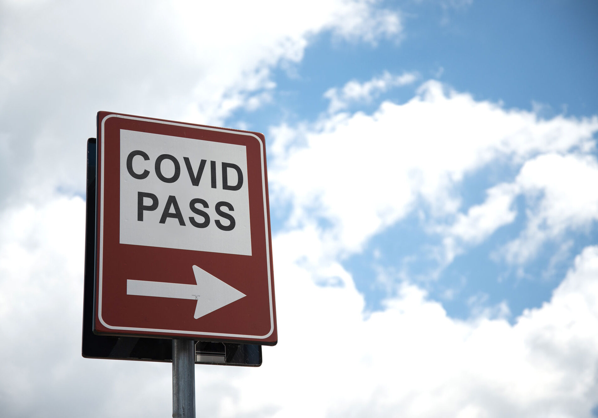 covid_pass_direction_AdobeStock_436823123web